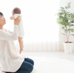 baby with pregnancy mam