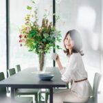 カフェイン、コーヒーを飲む女性